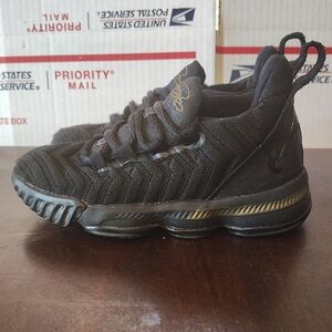 Nike Black Running Shoes